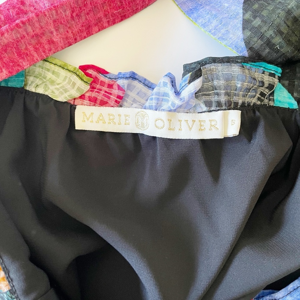 Marie Oliver Maya Printed Seersucker Midi Dress in Jewel - Picture 5 of 13